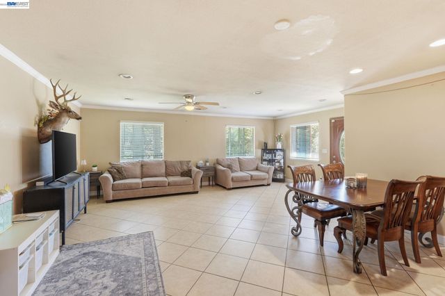 10378 S Priest, French Camp, CA 95231