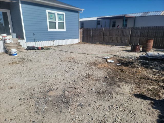 2250 Road 5732, Cleveland, TX 77327