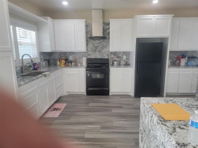 2250 Road 5732, Cleveland, TX 77327