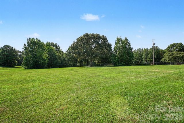 8379 Harvell Road, Stanfield, NC 28163