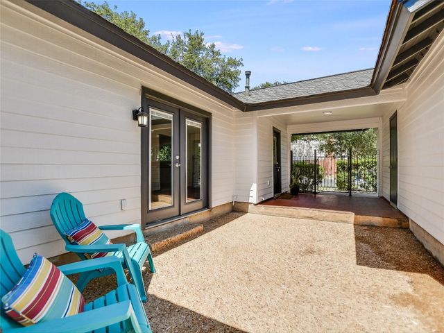 4301 Balcones Woods DR, Austin, TX 78759