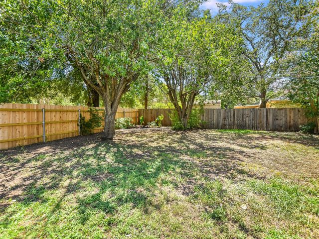 4301 Balcones Woods DR, Austin, TX 78759