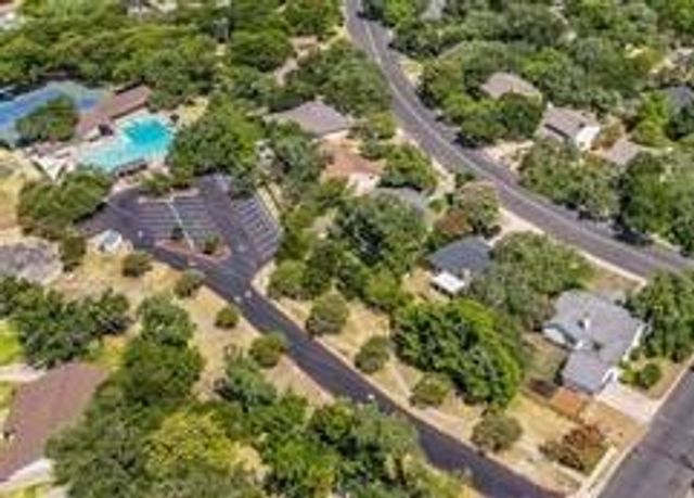 4301 Balcones Woods DR, Austin, TX 78759