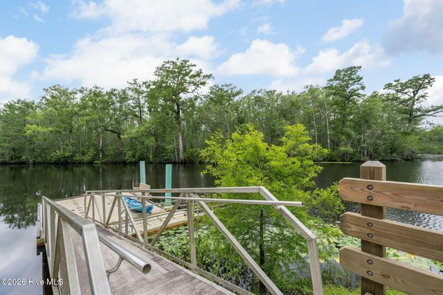 2041 Shelmore Way, Leland, NC 28451