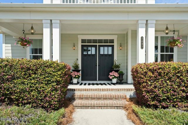 2041 Shelmore Way, Leland, NC 28451