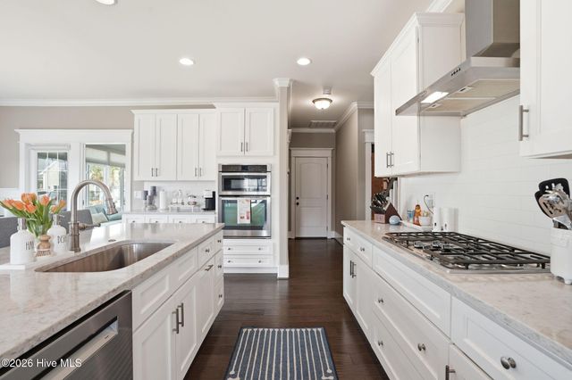 2041 Shelmore Way, Leland, NC 28451