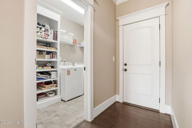 2041 Shelmore Way, Leland, NC 28451