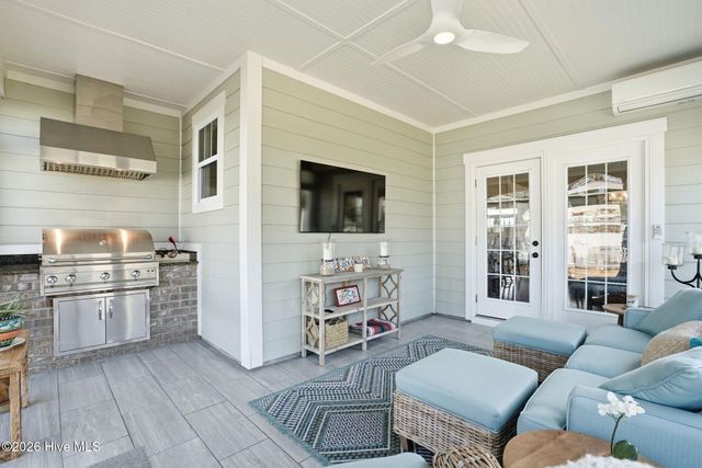 2041 Shelmore Way, Leland, NC 28451