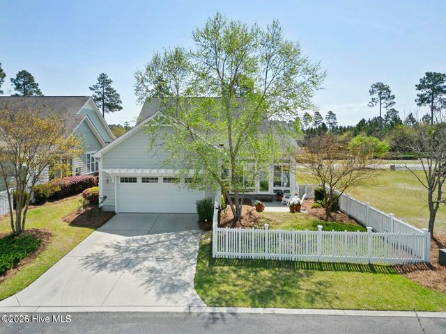 2041 Shelmore Way, Leland, NC 28451