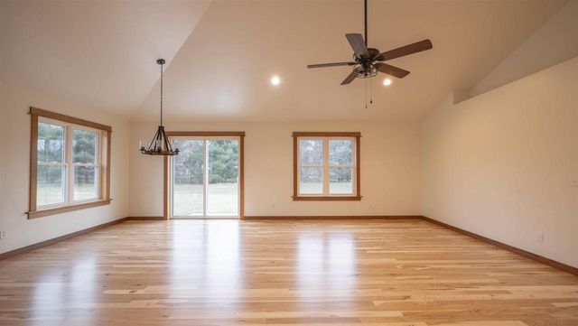 1052 E TAPLIN DRIVE, Wautoma, WI 54982