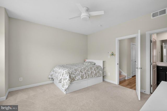 13010 HATTONTOWN SQ, Herndon, VA 20171