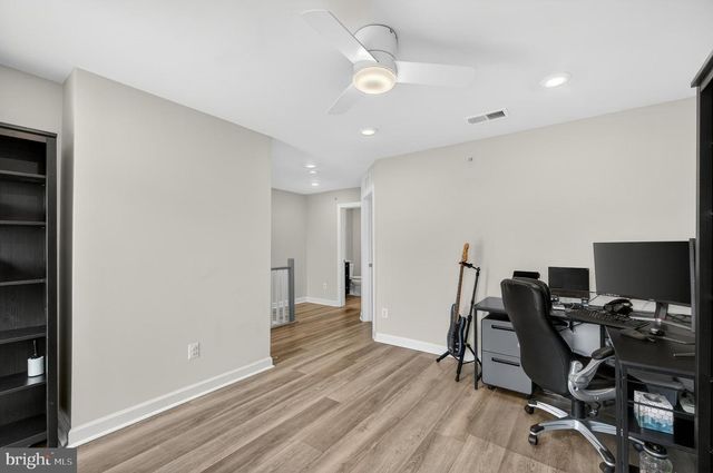13010 HATTONTOWN SQ, Herndon, VA 20171