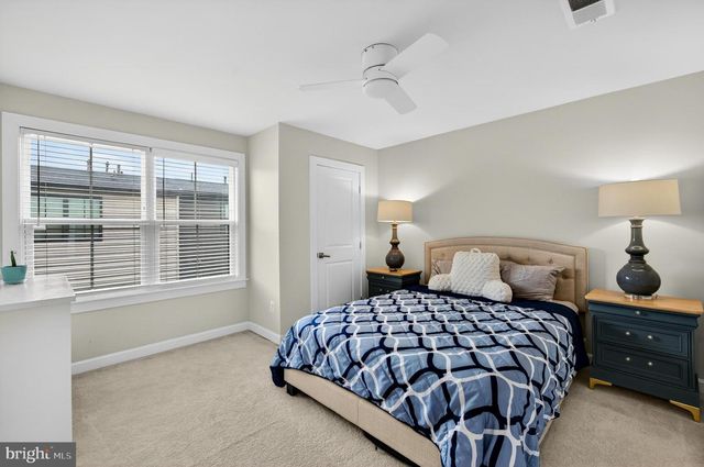 13010 HATTONTOWN SQ, Herndon, VA 20171