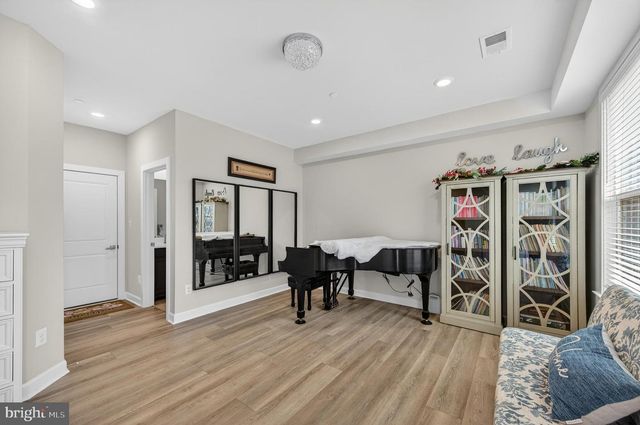 13010 HATTONTOWN SQ, Herndon, VA 20171