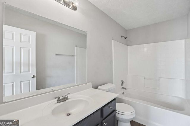 120 Meadowridge Drive, Covington, GA 30016
