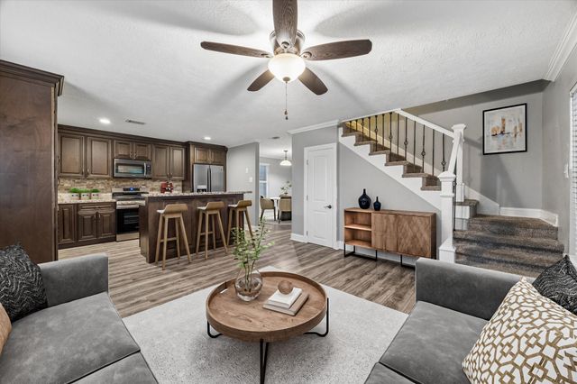 601 W Cleveland Street, Baytown, TX 77520