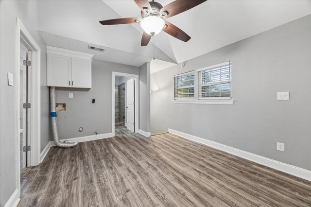601 W Cleveland Street, Baytown, TX 77520