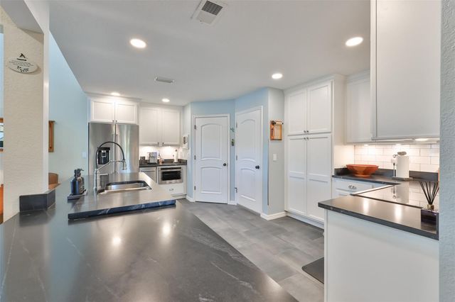 831 SYMPHONY ISLES BOULEVARD, Apollo Beach, FL 33572