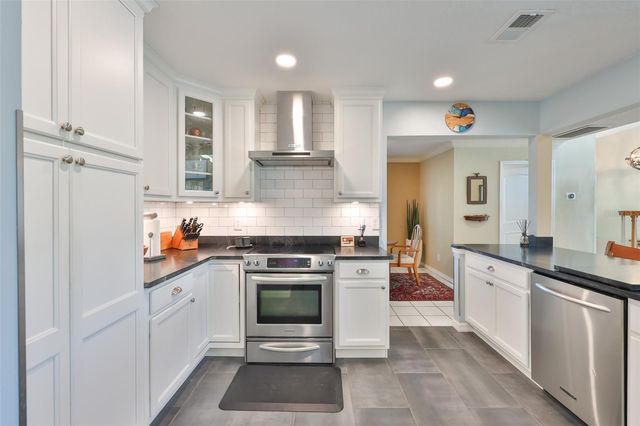831 SYMPHONY ISLES BOULEVARD, Apollo Beach, FL 33572