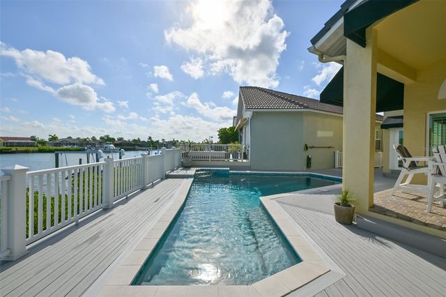 831 SYMPHONY ISLES BOULEVARD, Apollo Beach, FL 33572