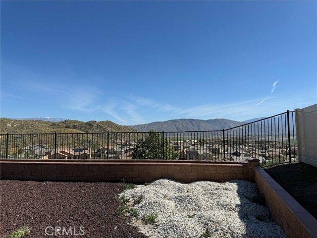 553 Chalakat Court, San Jacinto, CA 92582