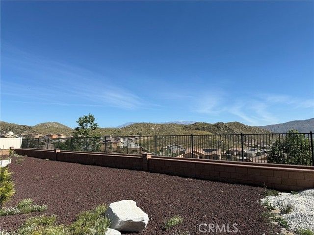 553 Chalakat Court, San Jacinto, CA 92582