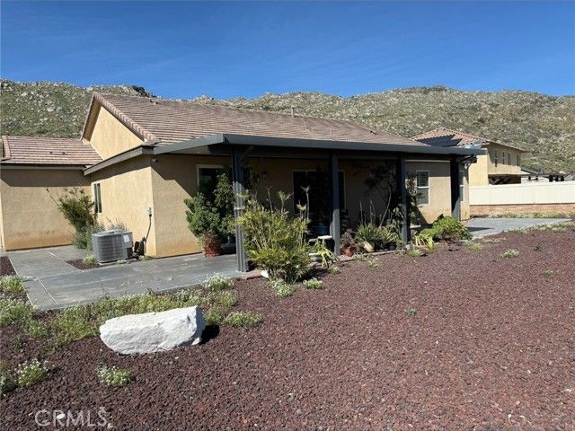 553 Chalakat Court, San Jacinto, CA 92582