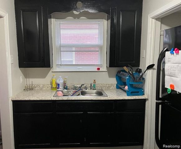 11488 Wayburn Street, Detroit, MI 48224