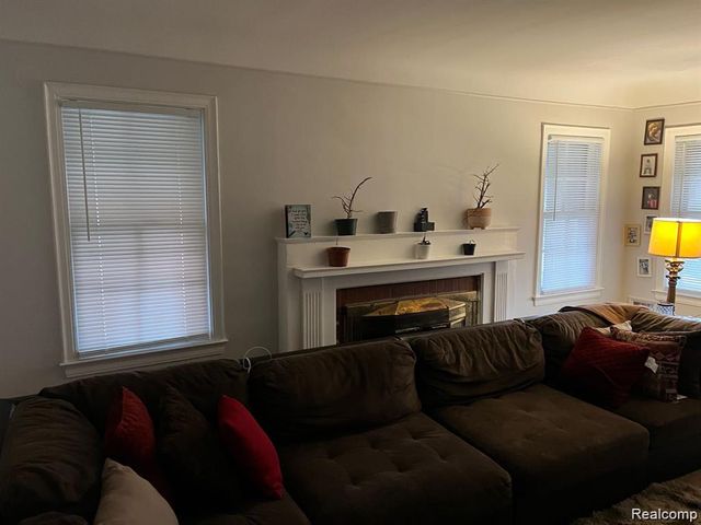 11488 Wayburn Street, Detroit, MI 48224