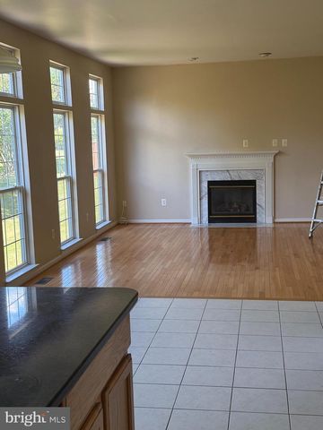 11403 POTOMAC OAKS DR, Rockville, MD 20850