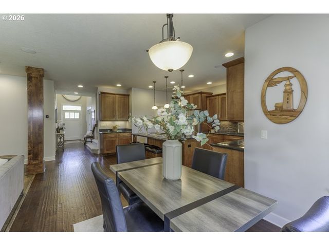 2401 Se EGRET Ave, Salem, OR 97306