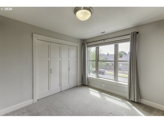 2401 Se EGRET Ave, Salem, OR 97306