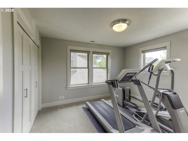 2401 Se EGRET Ave, Salem, OR 97306