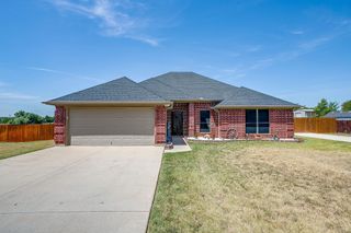 120 Pleasant Run, Reno, TX 76020