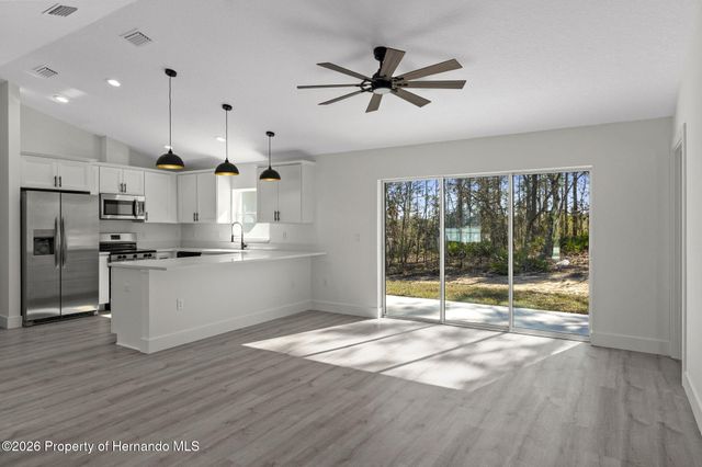 13088 Velvet Scoter Avenue, Brooksville, FL 34614