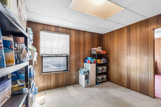 18 Wendell Pl, Springfield, MA 01105