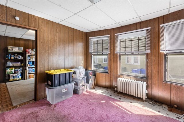 18 Wendell Pl, Springfield, MA 01105