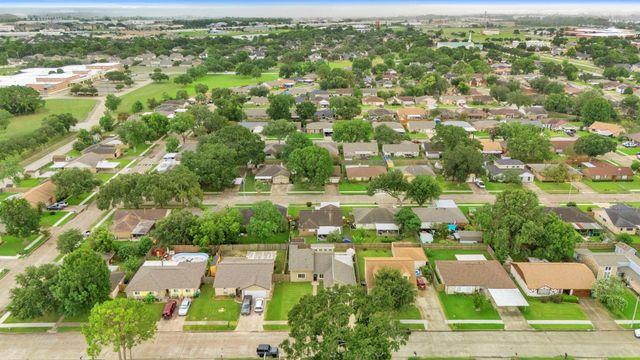 4906 Fairdale Street, Pasadena, TX 77505