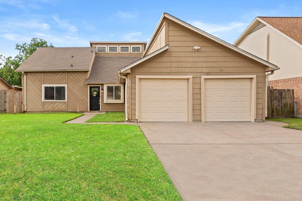 4906 Fairdale Street, Pasadena, TX 77505