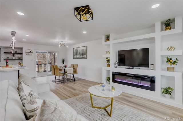 1214 S Pratt Parkway, Longmont, CO 80501