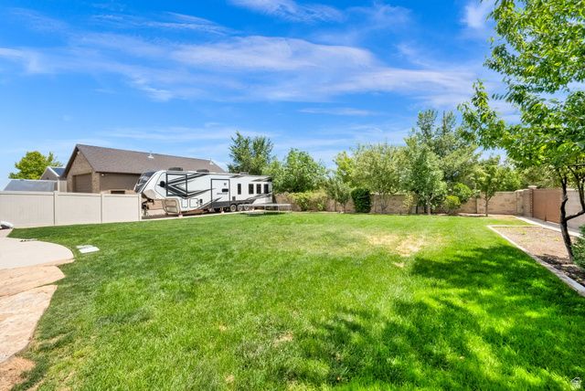 12589 S MAJESTIC HILL CT, Herriman, UT 84096