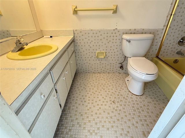 6903 Cypress Road C26, Plantation, FL 33317