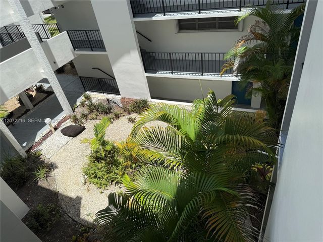 6903 Cypress Road C26, Plantation, FL 33317