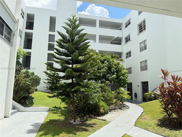 6903 Cypress Road C26, Plantation, FL 33317