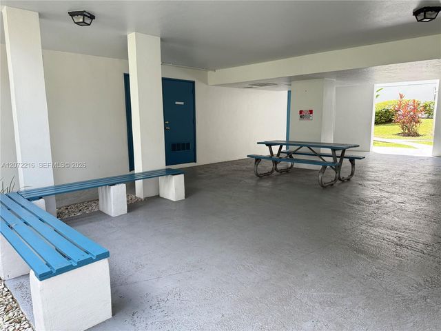 6903 Cypress Road C26, Plantation, FL 33317