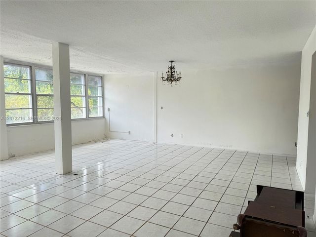 6903 Cypress Road C26, Plantation, FL 33317