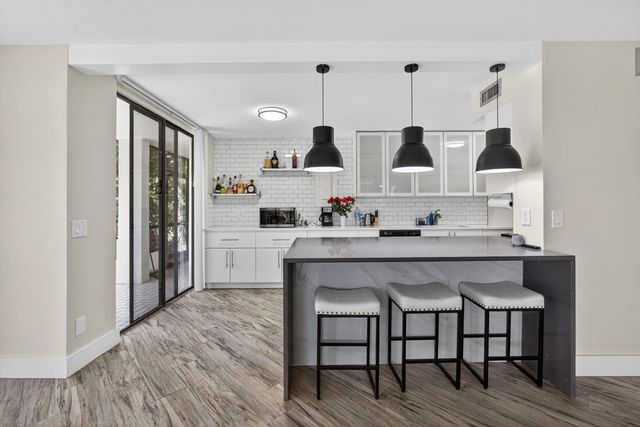 4770 Fountains Drive 104, Lake Worth, FL 33467