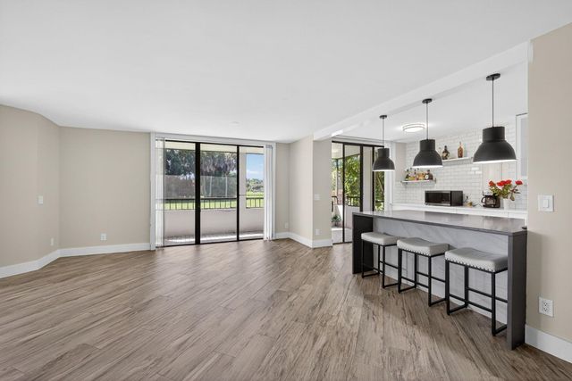 4770 Fountains Drive 104, Lake Worth, FL 33467