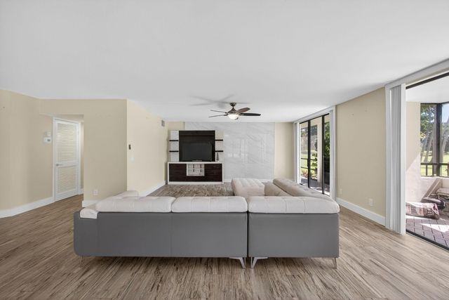 4770 Fountains Drive 104, Lake Worth, FL 33467