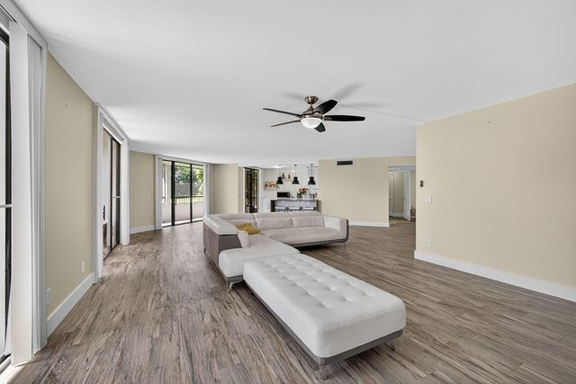 4770 Fountains Drive 104, Lake Worth, FL 33467